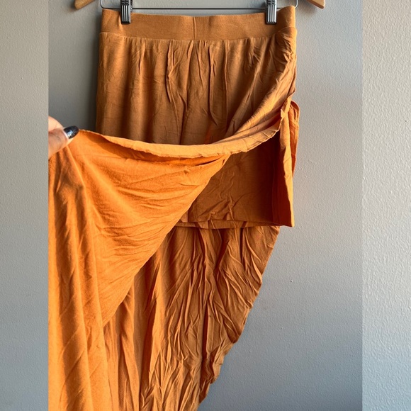 Forever 21 Asymmetrical Skirt - Picture 3 of 5